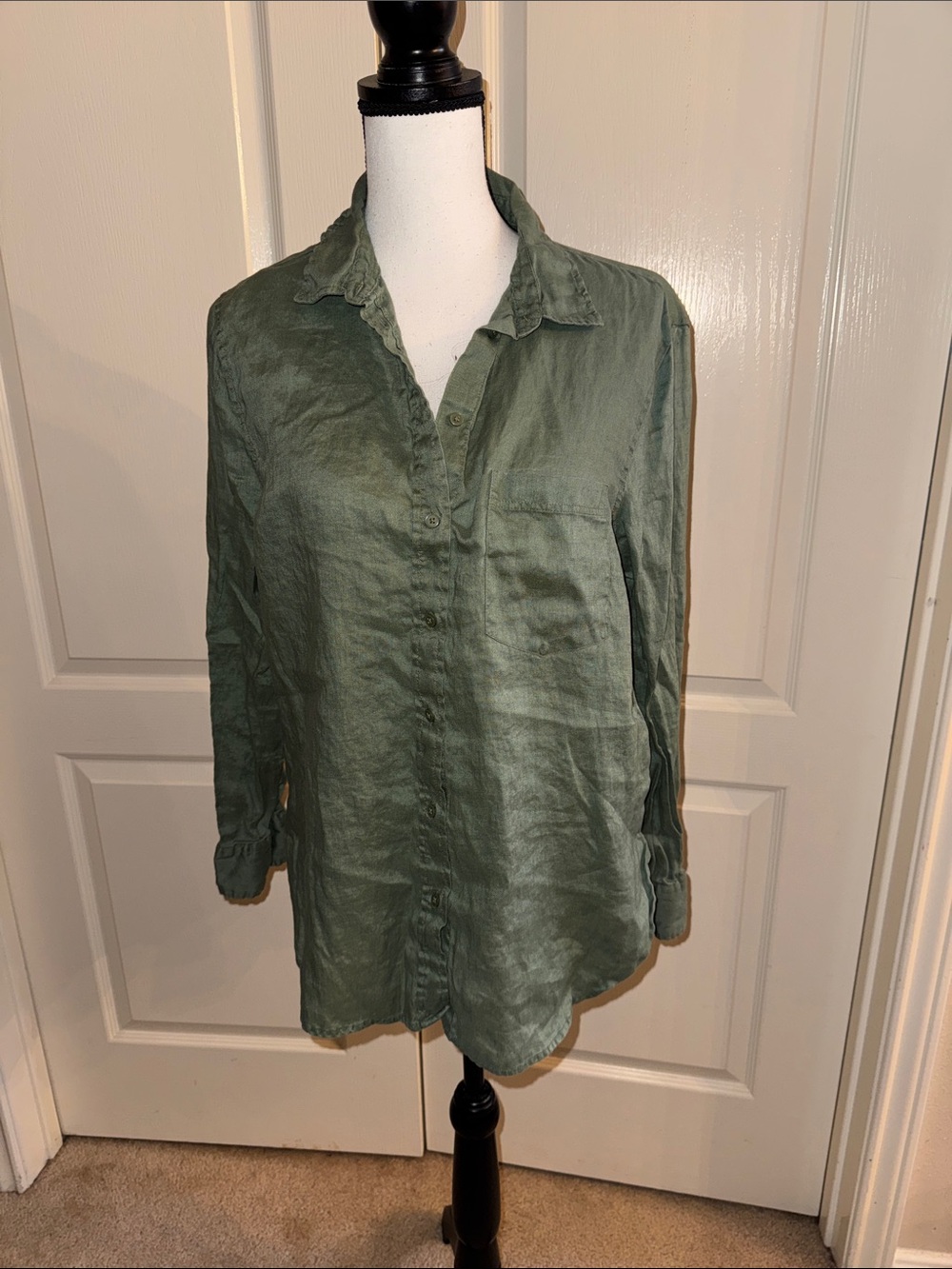 H&M Olive Green Button-Down Linen Shirt - Size Medium
